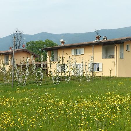 Cascina Legnago Bilocale A 6 Chilometri Da Salo' Apartment Villanuova sul clisi Екстериор снимка