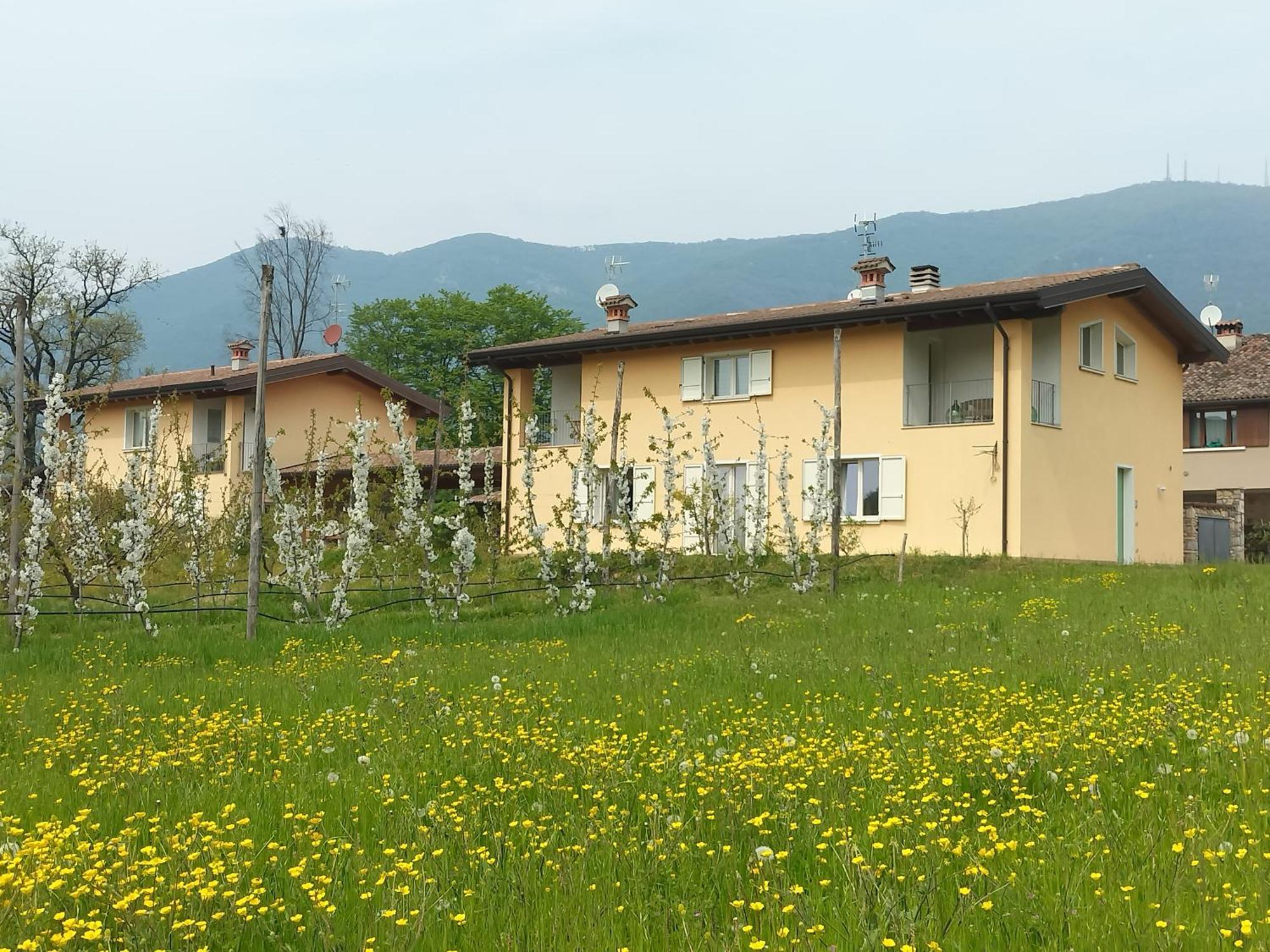 Cascina Legnago Bilocale A 6 Chilometri Da Salo' Apartment Villanuova sul clisi Екстериор снимка